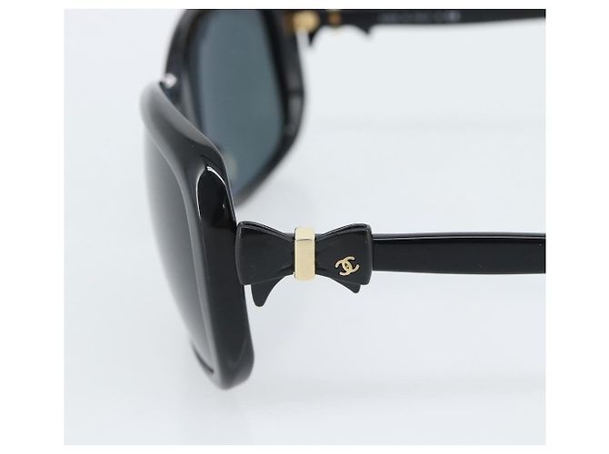 Occhiali da sole CHANEL in plastica nero e oro CC Auth bs35959 D'oro - vista 7