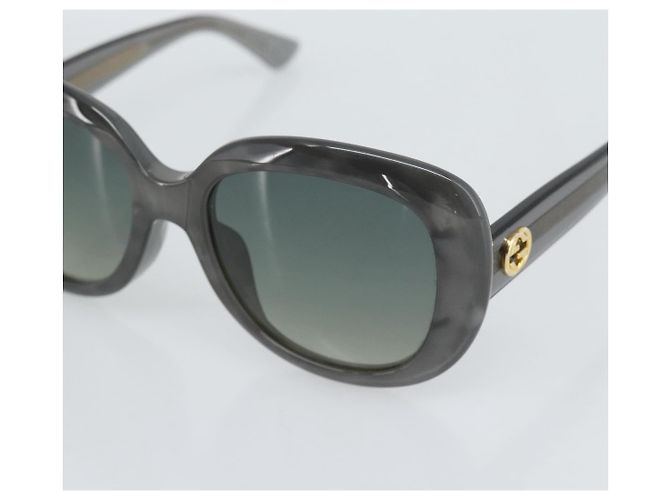 Gafas de sol GUCCI de plástico Gris Auth 188318 Castaño - vista 9