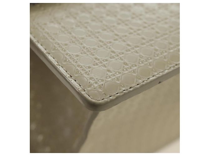 Borsa a tracolla Montaigne Christian Dior in pelle vernice beige oro Auth ar13976V D'oro - vista 13