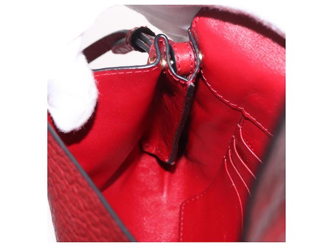 Borsa a Spalla BURBERRY in Pelle Rossa e Oro Auth ka5014A Rosso D'oro - vista 20