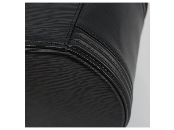 Borsa LOUIS VUITTON Epi Cannes Nera M48032 LV Auth ep14943A Nero - vista 12