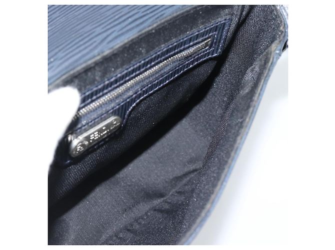 Borsa a Spalla FENDI in Pelle Blu Navy e Argento Auth ep14920A - vista 17
