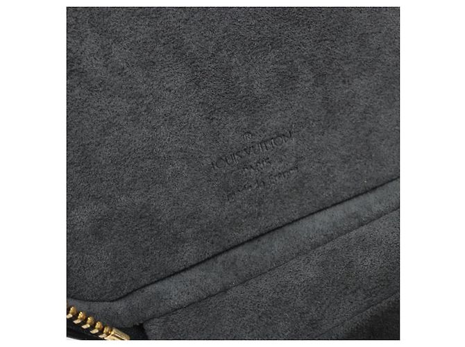 Borsa LOUIS VUITTON Epi Cannes Nera M48032 LV Auth ep14971A Nero - vista 17