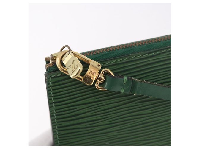 LOUIS VUITTON Epi Pochette Accessoires Pouch Green M52984 LV Auth BA13285 - view 10