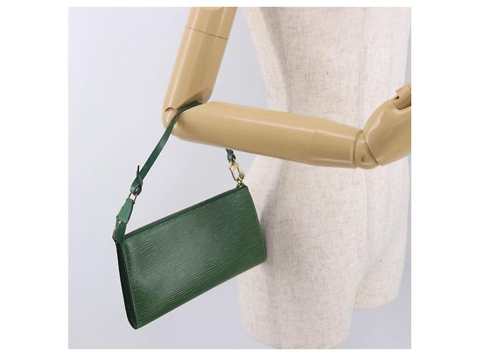 LOUIS VUITTON Epi Pochette Accessoires Pouch Green M52984 LV Auth BA13285 - view 20