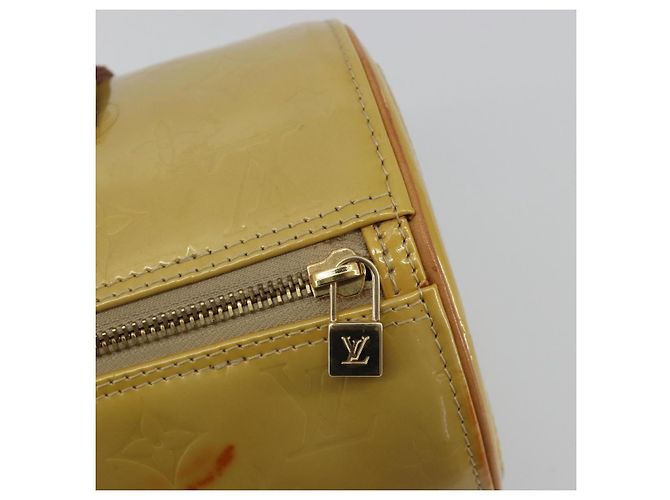 LOUIS VUITTON Borsa Monogram Vernis Bedford Beige M91006 LV Auth 189591 - vista 19