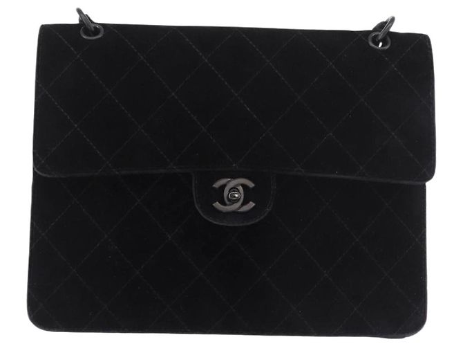 CHANEL Matelasse Chain Shoulder Bag Velor Black CC Auth 189792A Nero - vista 2