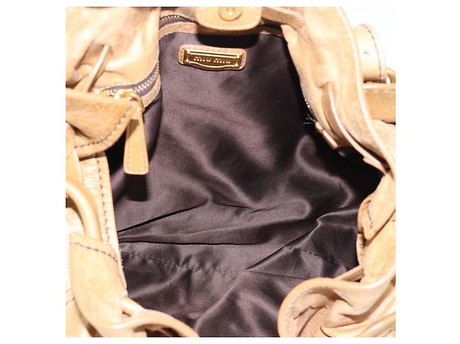 Borsa Miu Miu in pelle beige oro Auth 190085SAM D'oro - vista 18