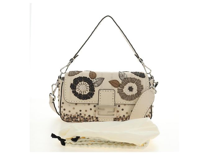 Borsa a tracolla FENDI Celeria Mamma Baguette in pelle 2way Avorio Auth 189268SAM Argento Crudo - vista 27