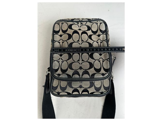 Vintage Coach Canvas Umhängetasche Beige Schwarz Silber - Ansicht 11