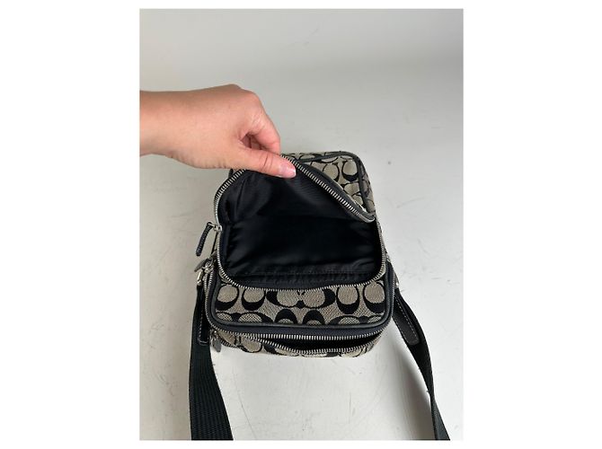 Vintage Coach Canvas Umhängetasche Beige Schwarz Silber - Ansicht 13
