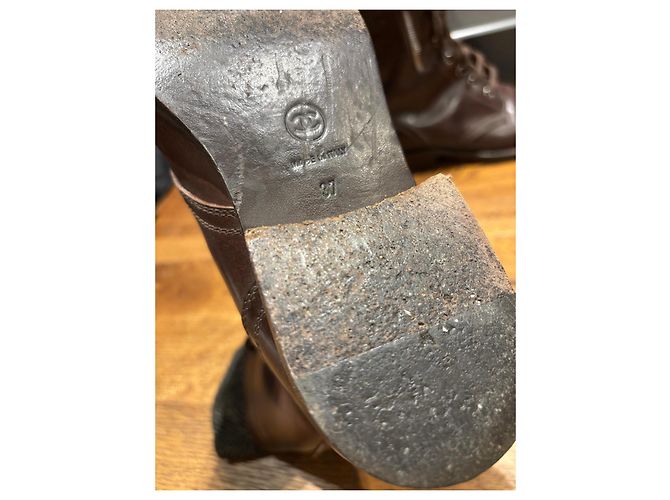 Botas de amarrar em couro marrom Chanel com punhos de tweed Cinza - vista 3