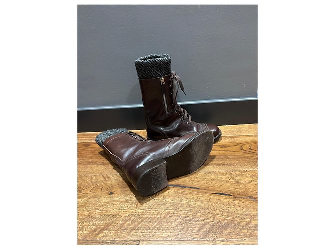 Botas de amarrar em couro marrom Chanel com punhos de tweed Cinza - vista 8