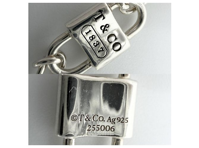 Bracciale con charm Small Double Lock di Tiffany & Co. - vista 4