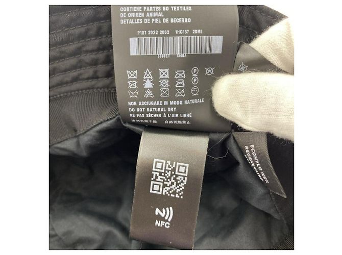 Cappello bucket in Re-Nylon Prada Nero - vista 10