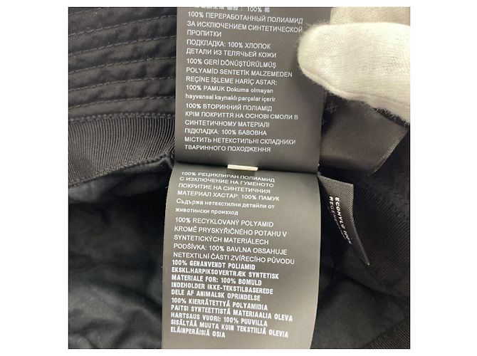 Cappello bucket in Re-Nylon Prada Nero - vista 9