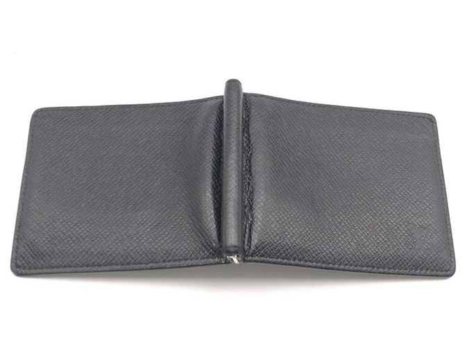 Tarjetero clip Taiga Louis Vuitton Negro - vista 5