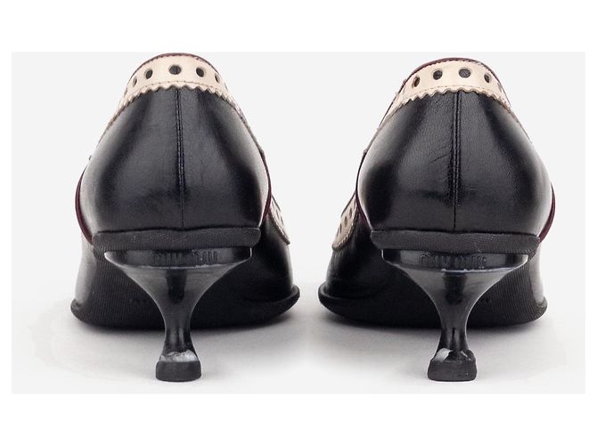 Escarpines Miu Miu SS99 con puntera de goma perforada y tacón kitten Negro - vista 4