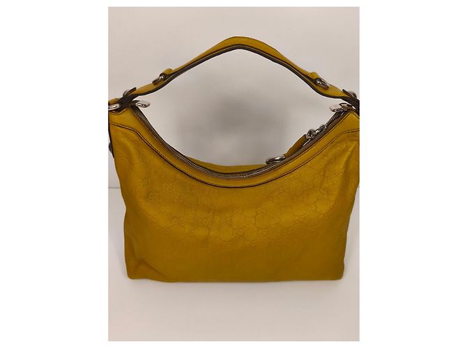 Borsa Gucci Charmy Hobo Monogram in pelle gialla Giallo - vista 3