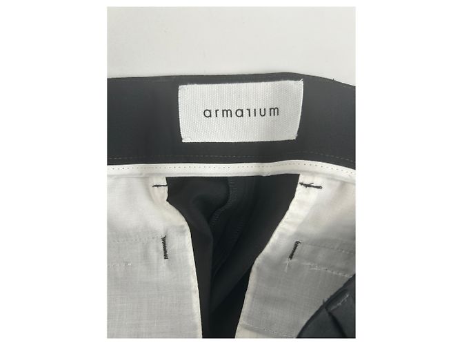 Autre Marque Falda de lana negra ARMARIUM Talla 40 Negro - vista 3