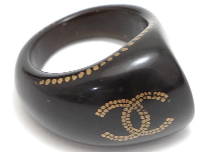 Anello Chanel CC Logo in resina nera Nero - vista 10