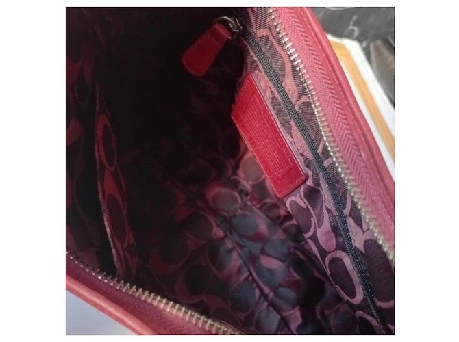 Coach Vintage Hobo Bag aus rotem Leder - Ansicht 9