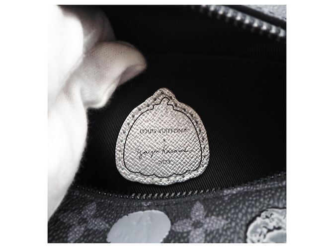 Louis Vuitton Monogram Eclipse Mini Soft Trunk Schultertasche Schwarz Weiß - Ansicht 15