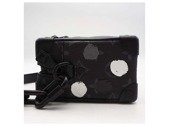 Louis Vuitton Monogram Eclipse Mini Soft Trunk Schultertasche Schwarz Weiß - Ansicht 4
