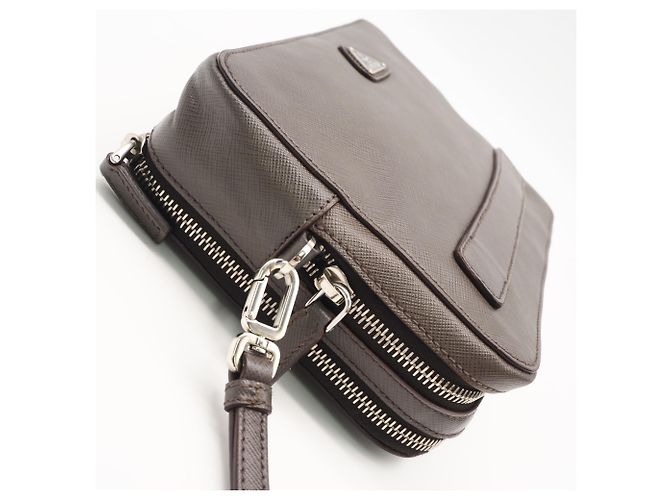Clutch in pelle Saffiano Prada Grigio - vista 11