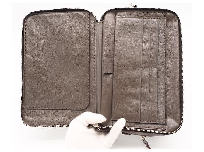Clutch in pelle Saffiano Prada Grigio - vista 14