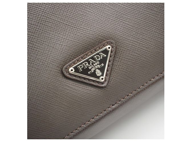Clutch in pelle Saffiano Prada Grigio - vista 6