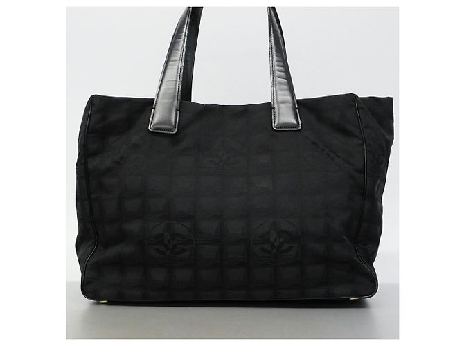Timeless Borsa Tote Chanel New Travel in nylon Nero - vista 9