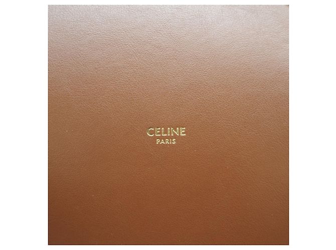 Céline Borsa a tracolla a secchiello Teen in pelle di vitello liscia Celine - vista 12