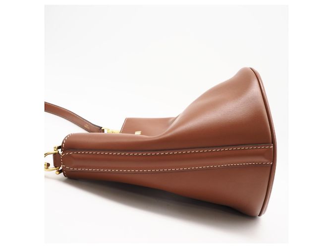 Céline Borsa a tracolla a secchiello Teen in pelle di vitello liscia Celine - vista 4