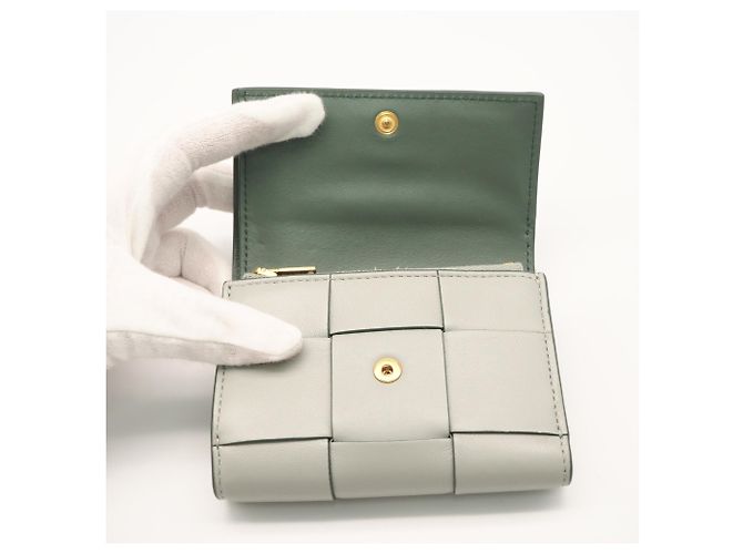 Cartera compacta Cassette Bottega Veneta Castaño Verde - vista 11