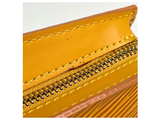 Borsa Shopping Saint Jacques Louis Vuitton Giallo - vista 7