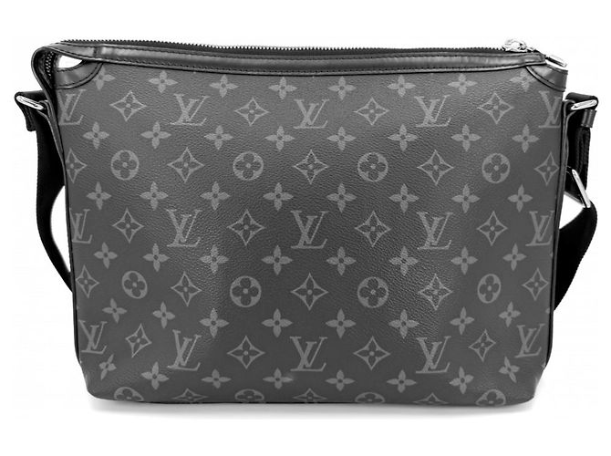 Borsa a tracolla Louis Vuitton Odyssey Messenger PM Nero - vista 2