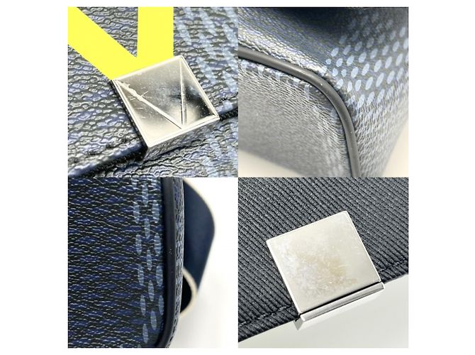 Borsa a tracolla Louis Vuitton Damier Cobalt Latitude District MM Blu navy - vista 8