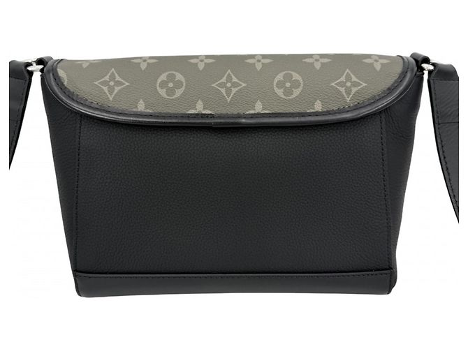 Borsa a tracolla Pulse da uomo Louis Vuitton Nero Cachi - vista 2