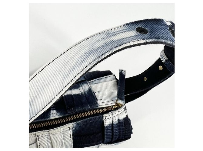 Borsa a tracolla Bottega Veneta Women's Maxi Intrecciato Small Brick Cassette Bianco Blu navy - vista 11