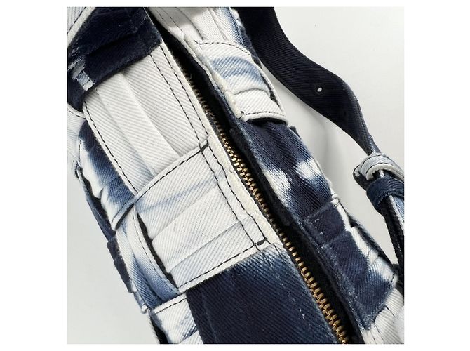 Borsa a tracolla Bottega Veneta Women's Maxi Intrecciato Small Brick Cassette Bianco Blu navy - vista 6
