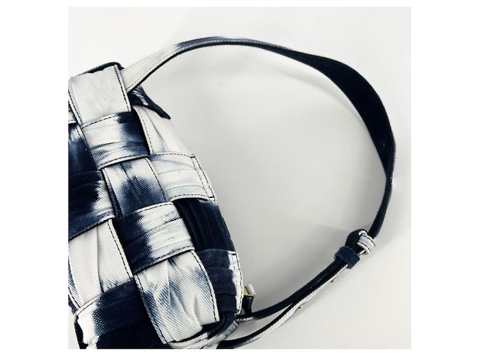 Borsa a tracolla Bottega Veneta Women's Maxi Intrecciato Small Brick Cassette Bianco Blu navy - vista 9