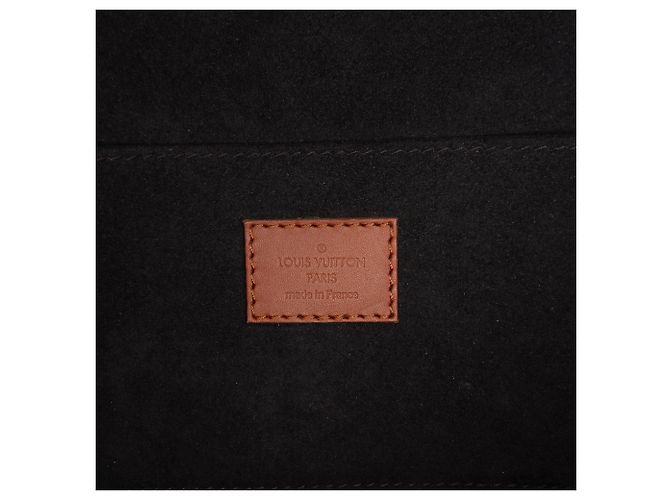 Louis Vuitton Marrone Monogram Reverse Dauphine MM - vista 5