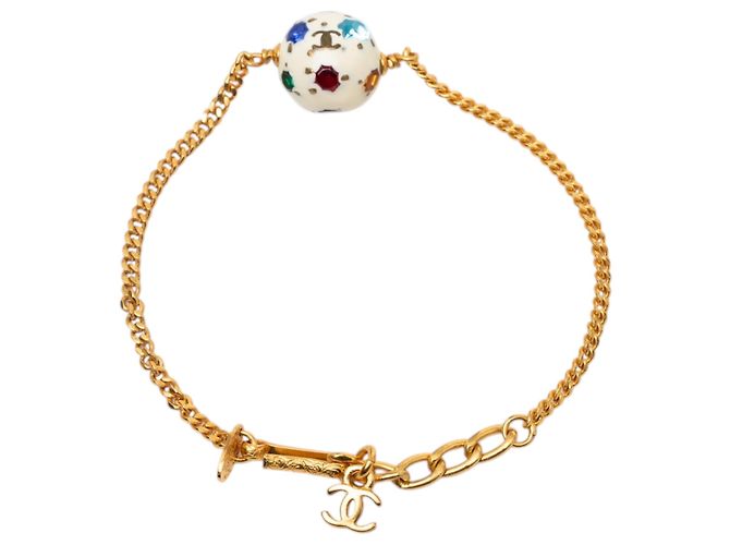 Bracciale charm a forma di pallone da calcio in resina e cristallo placcato oro CC Gold di Chanel D'oro - vista 4