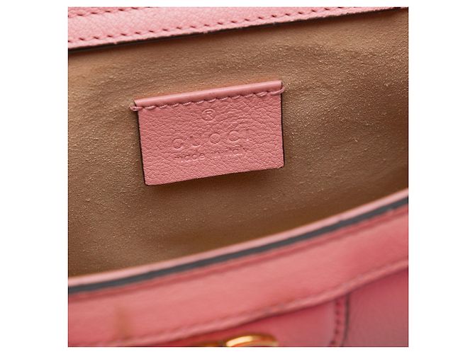 Borsa Gucci Diana Mini in pelle di vitello rosa - vista 5