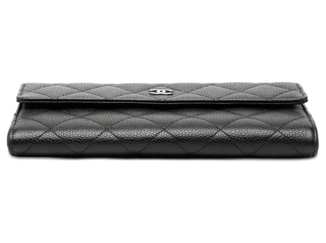 Cartera Larga Chanel Black CC Matelassada Caviar Negro - vista 3