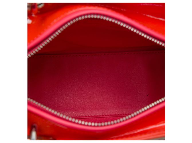 Lady Dior aus beigem Lammleder mit Cannage-Steppung Größe Medium - Ansicht 4