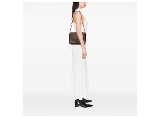 Louis Vuitton Musette Tango con tracolla corta monogramma marrone - vista 7