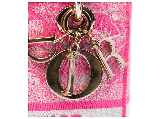 Lady D Lite em tela Toile De Jouy bordada rosa, tamanho Medium, Dior - vista 5