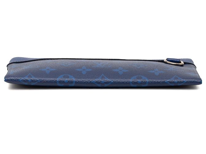 Louis Vuitton Pochette Discovery PM Blue Monogram Taigarama - vista 3